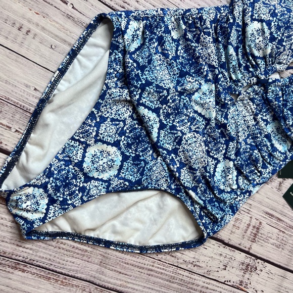 Ralph Lauren Beach Club One Piece Swimsuit - Picture 6 of 7